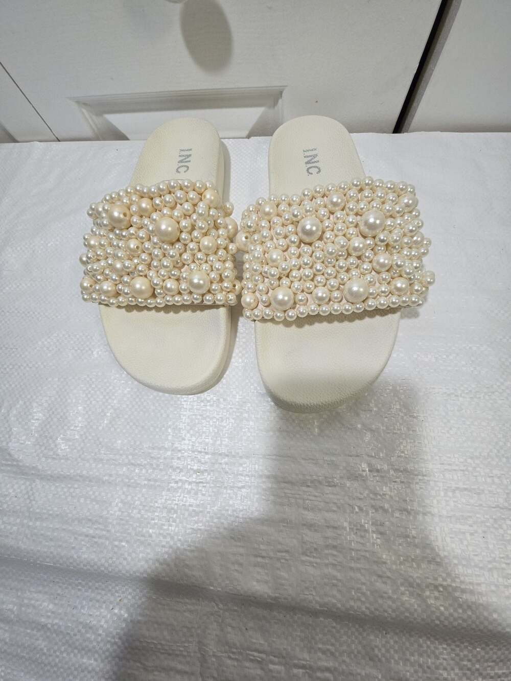 I.N.C. International Concepts Pearl Embellished Slide Sandals Size 10